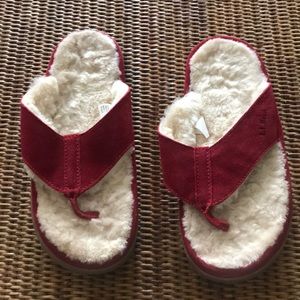 L.L. Bean Women’s Fuzzy Suede Flip Flops